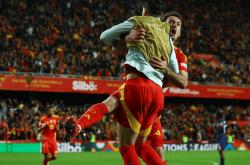 包含荷兰队疯狂进球，横扫对手晋级四分之一决赛的词条