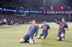 半岛体育投注-巴黎圣日耳曼大胜，晋级欧冠半决赛