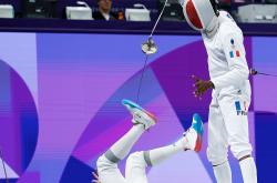 半岛体育app-秘鲁选手在击剑比赛中实现突破