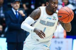 半岛体育app下载地址-凯-费尔德名将受伤，球队备战受挫的简单介绍