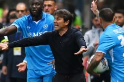 半岛体育视频-那不勒斯球队在主场爆冷负于卡利亚里的简单介绍