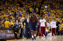 半岛体育培训-开拓者横扫雷霆，取得三连胜