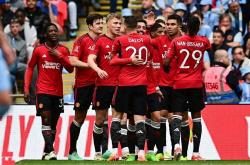 半岛体育电竞-曼联胜出，队伍整体表现出色