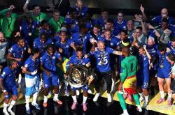 半岛体育竞技-切尔西全球球迷欢呼高兴欢庆