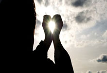 半岛体育注册-曼联防守体系稳固，力求半决赛再创佳绩