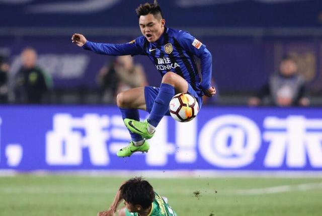 新生力量异军突起,挑战老将霸主地位的简单介绍 新生力量异军突起,挑战老将霸主地位的简单介绍