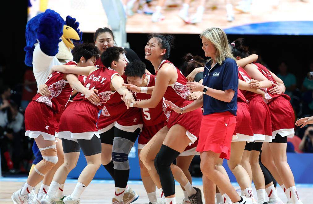 美国女篮再度称霸，取得国内赛冠军