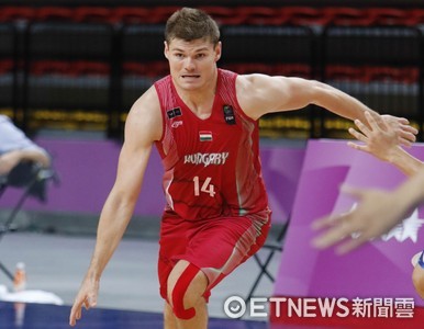 匈牙利队力克对手取胜，奠定晋级基础的简单介绍