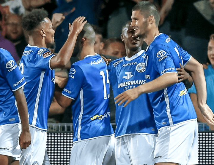 沙尔克战平对手，德甲领先优势缩小