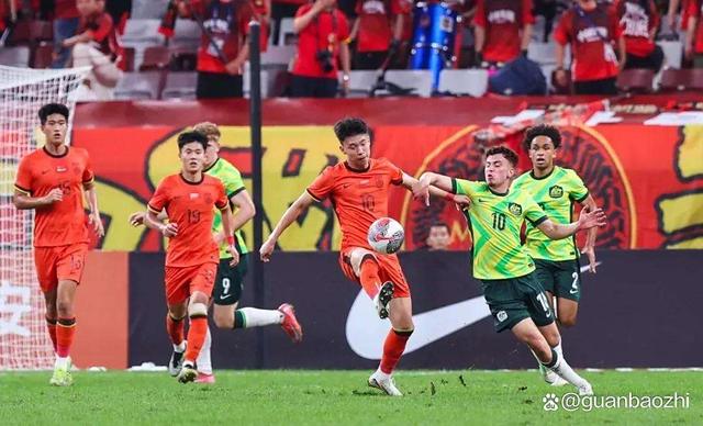 球队备战晋级赛，力争打破纪录创造历史