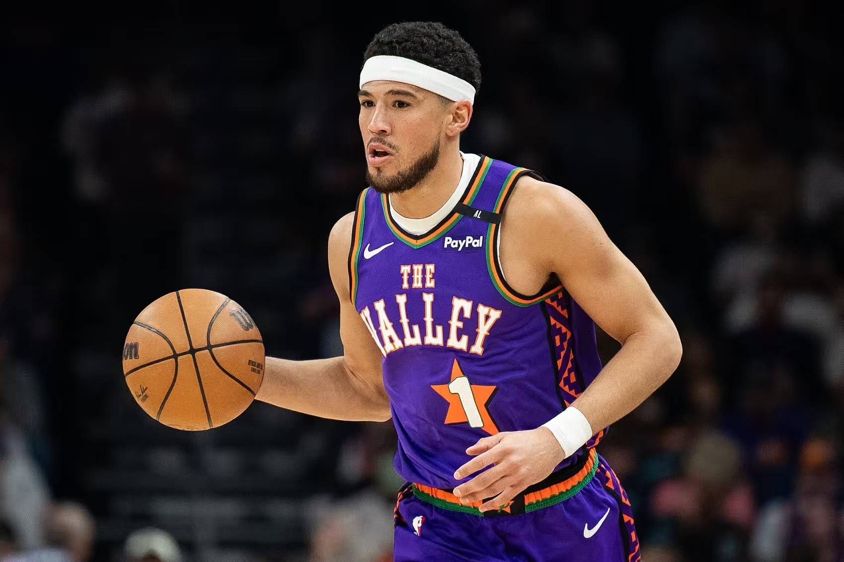 篮网击败太阳，【欢迎来到休斯敦】的简单介绍