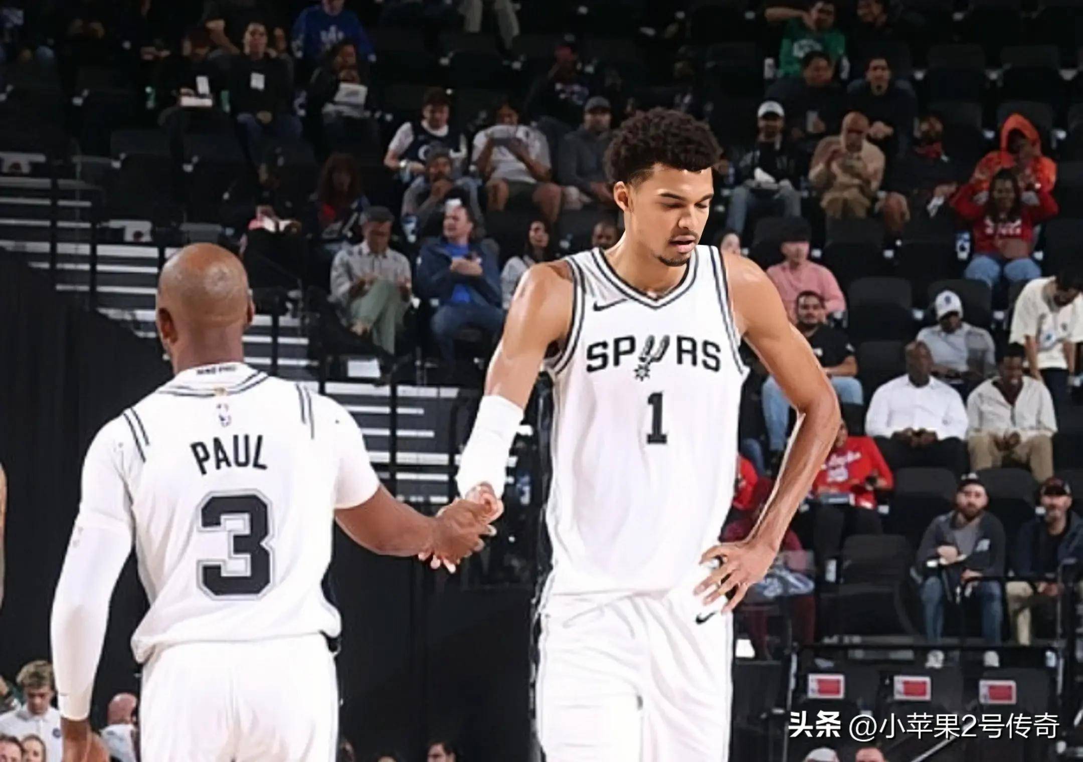 快船主场大胜马刺，取得关键胜利