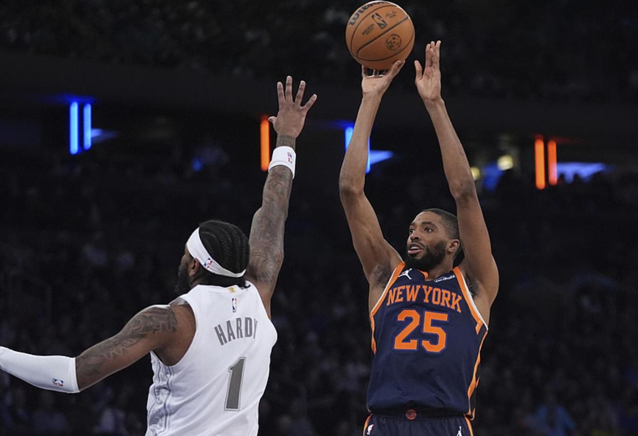 太阳胜开拓者，唐斯争夺