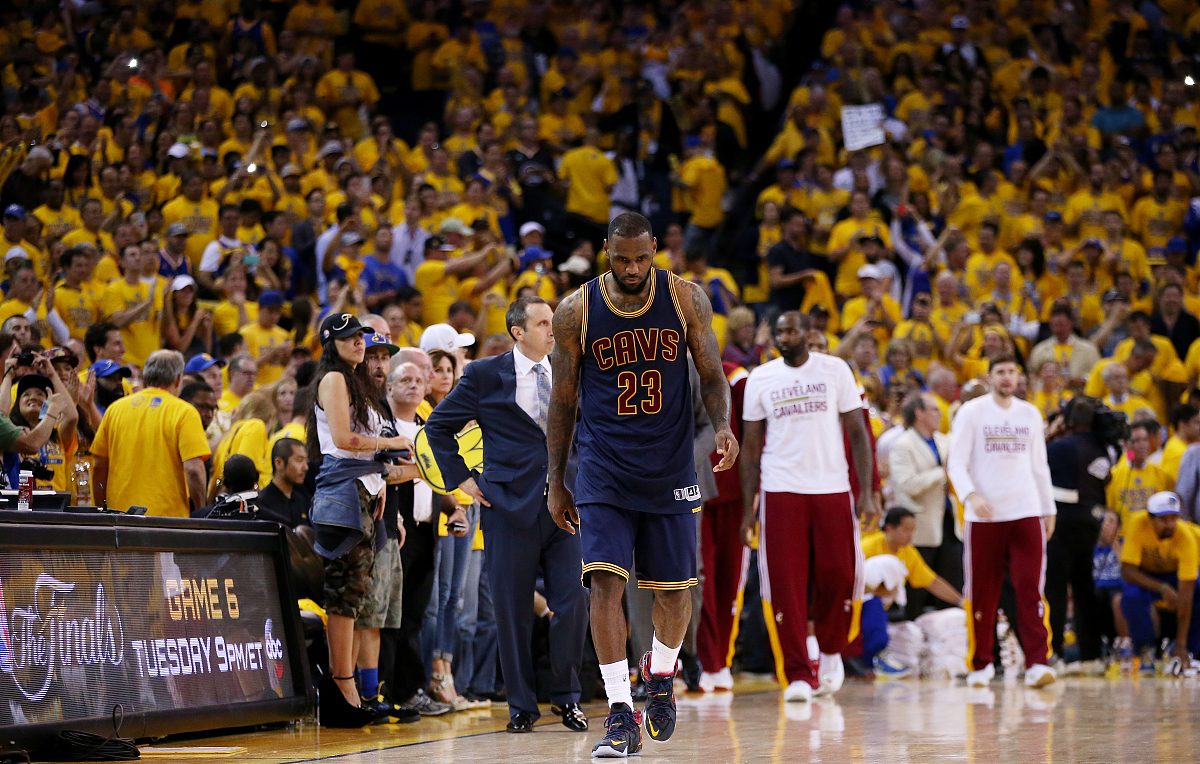 开拓者横扫雷霆，取得三连胜