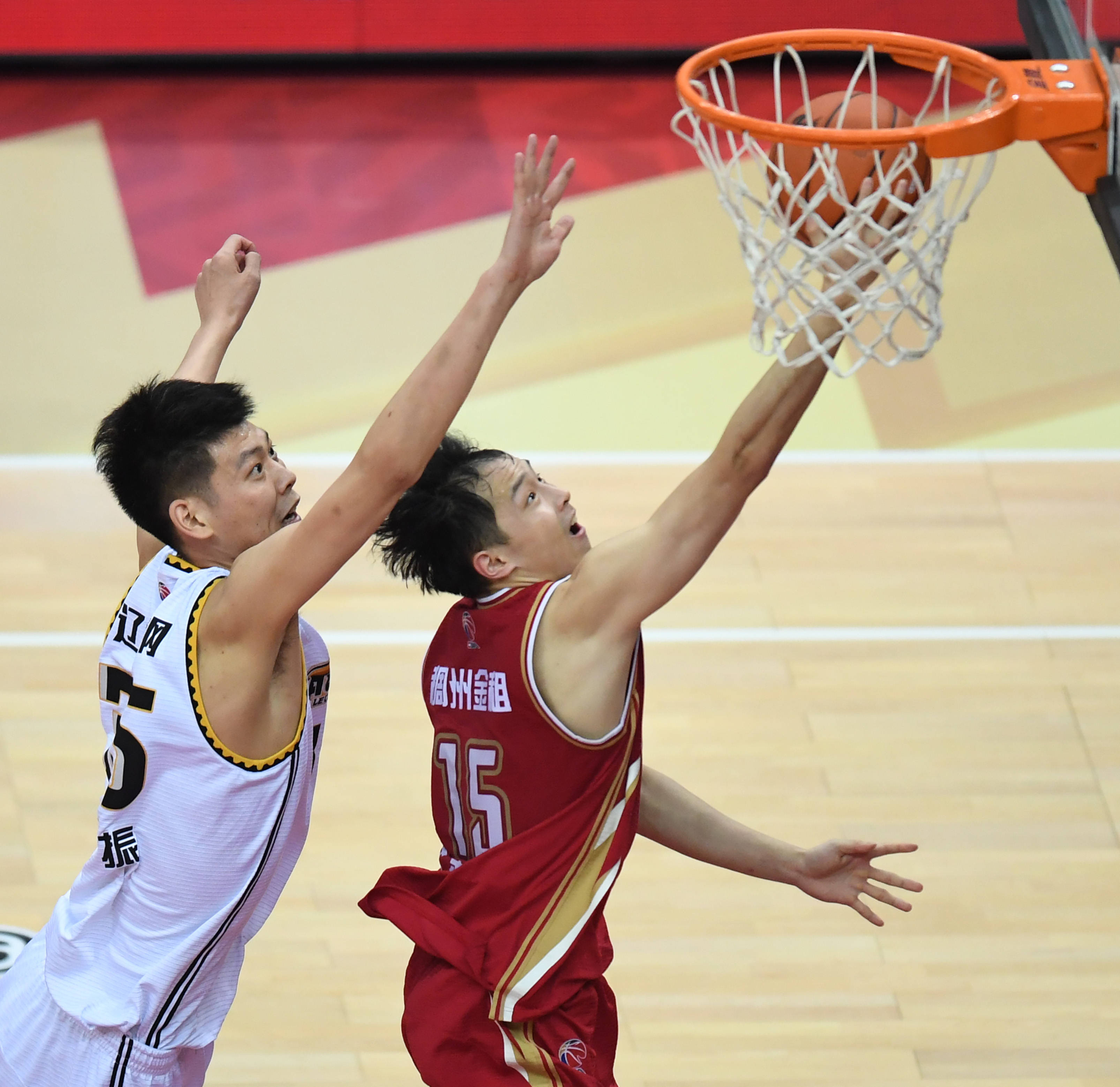 浙江队主教练遭遇停赛,球队训练受到影响 浙江队主教练遭遇停赛,球队训练受到影响