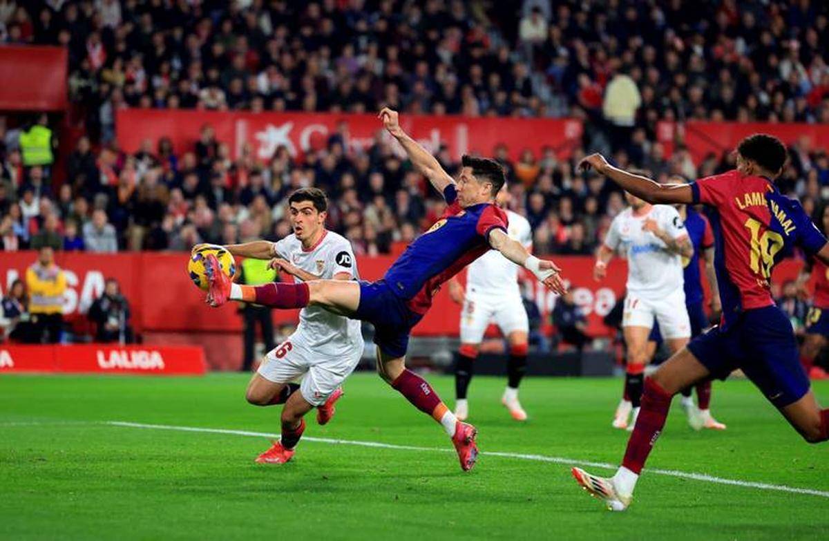 舞台焦点再次集中于足球赛场的简单介绍