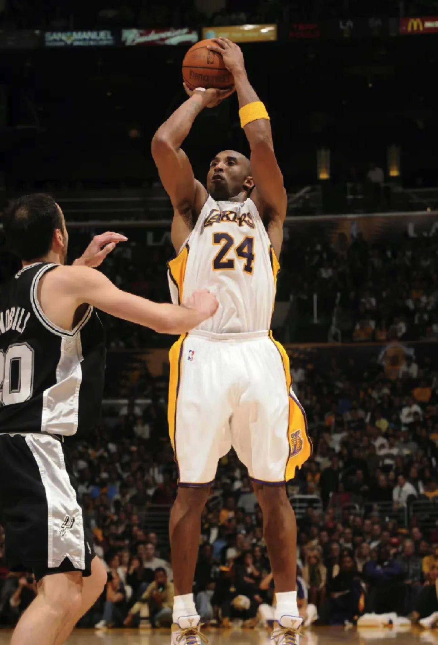 包含篮球大赛，梦幻舞台：谁能成就传奇的词条