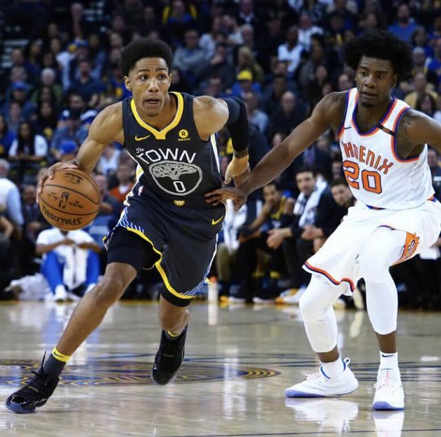 篮球宿敌再次在擂台上相遇